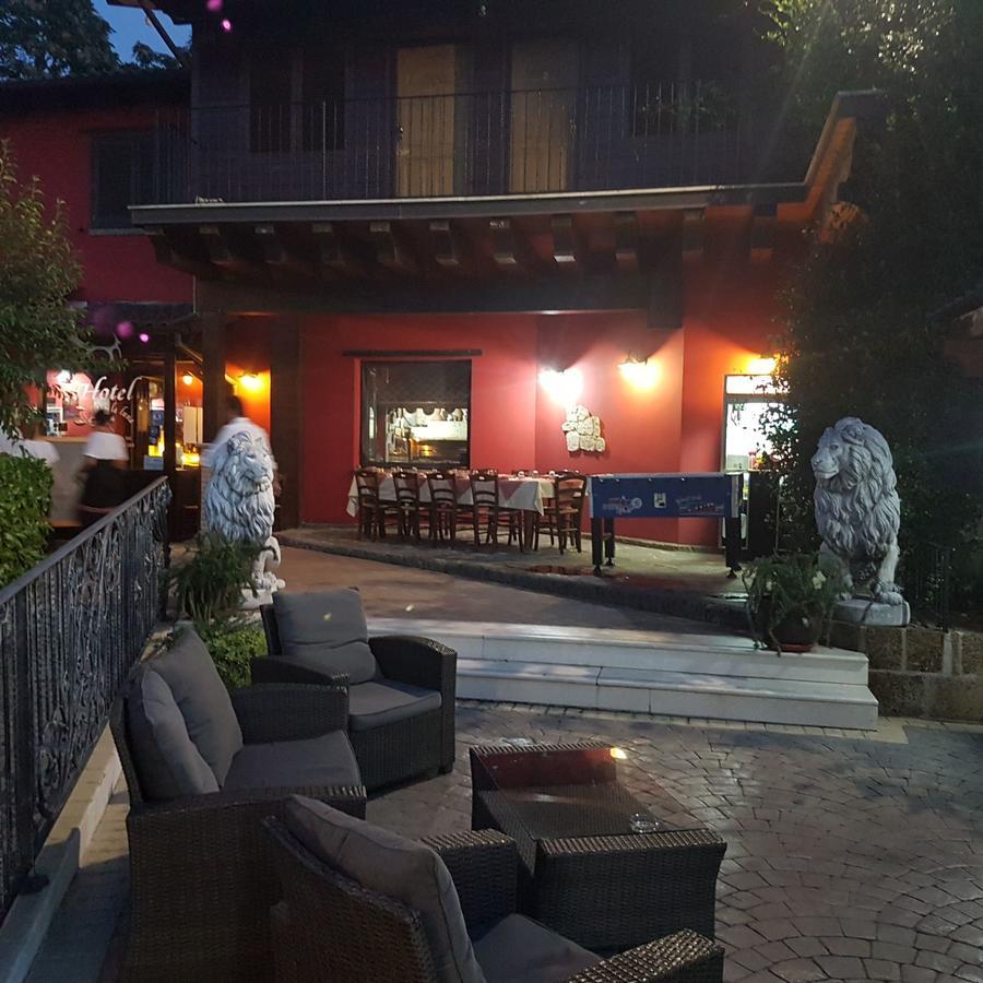 Hotel Il Dito E La Luna Рипа-Театина Экстерьер фото